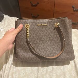 Michael Kors Teagan Large Long Drop Satchel